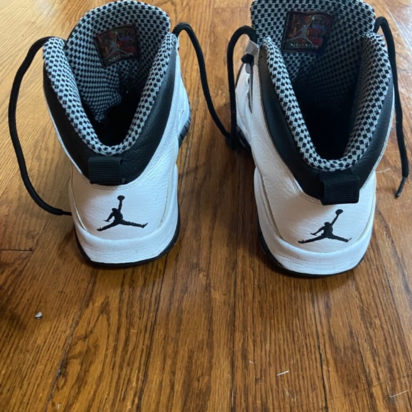 DSG York Goalie Gloves size 10 - Picture 3 of 9